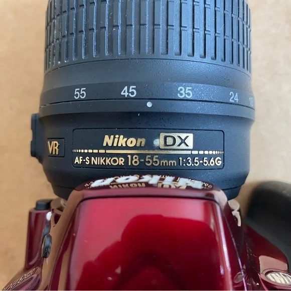 Nikon D3200 Digital Camera with Nikon DX AF-S 18-55mm f/3.5-5.6G VR Lens